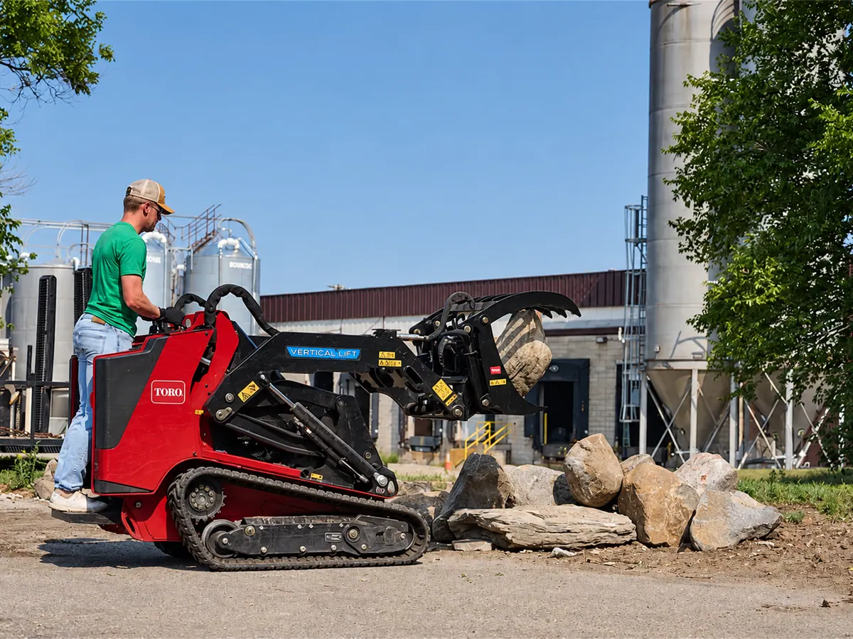 TORO Dingo TX1000 with a grapple